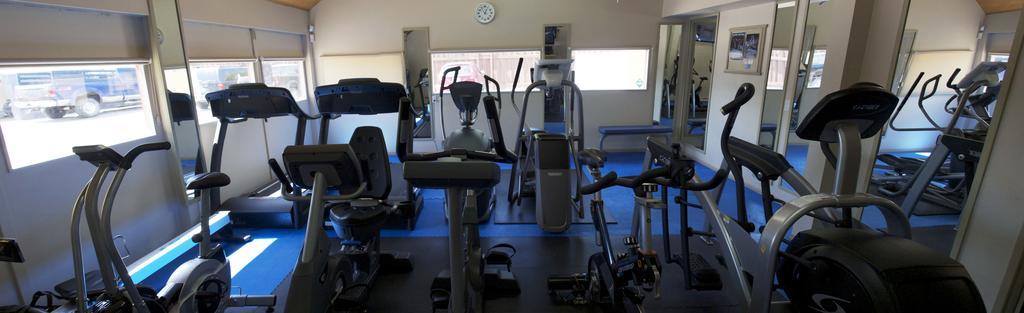 Ypc Fitness & Accomodations Invermere Bilik gambar