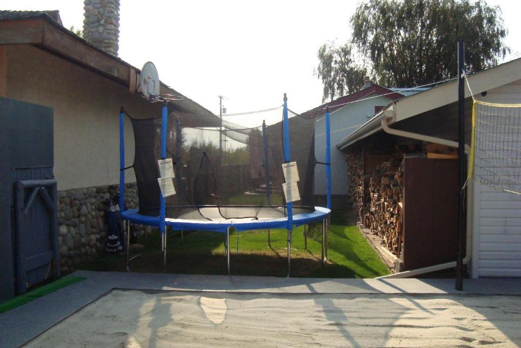 Ypc Fitness & Accomodations Invermere Luaran gambar