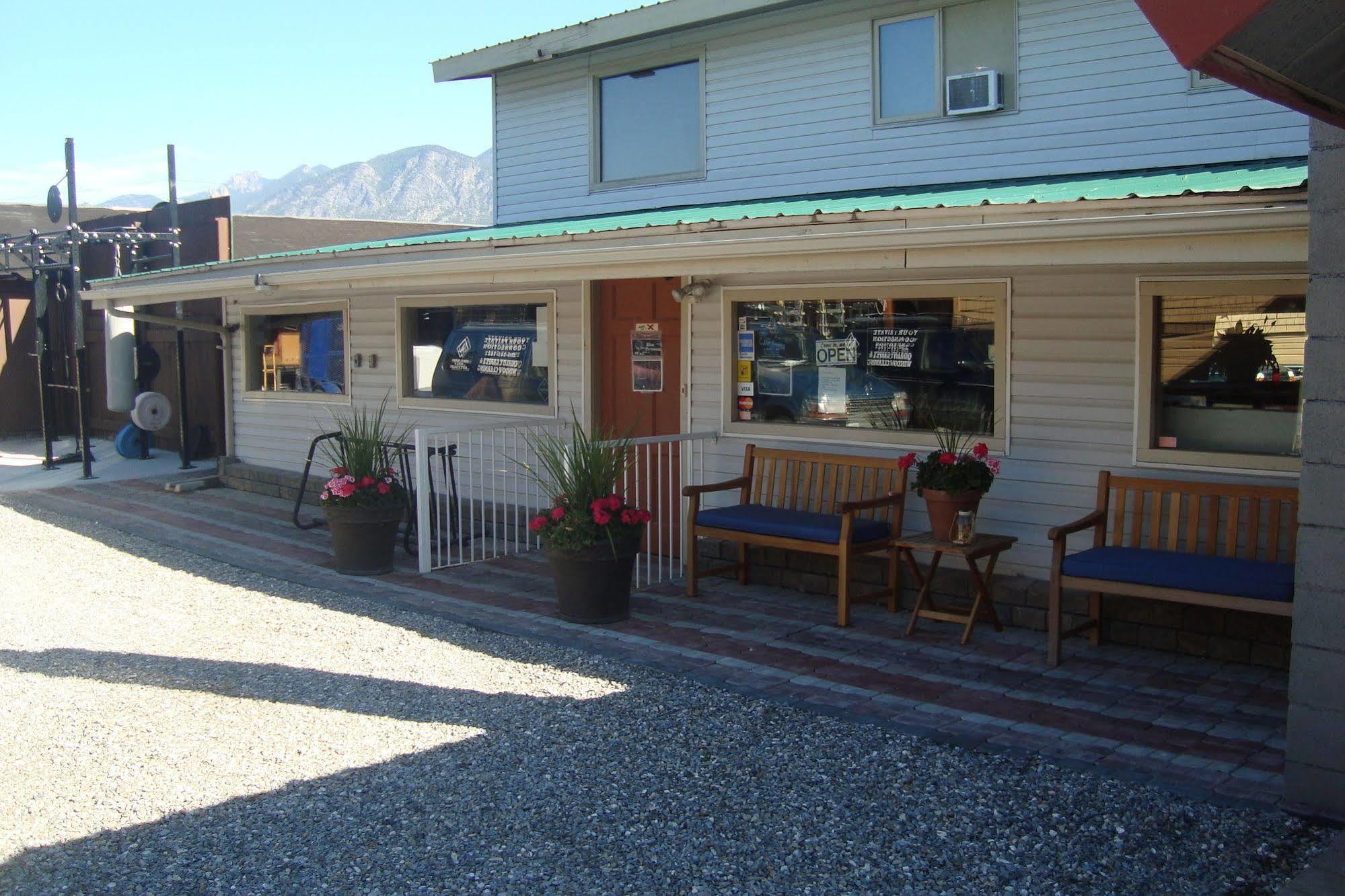 Ypc Fitness & Accomodations Invermere Luaran gambar